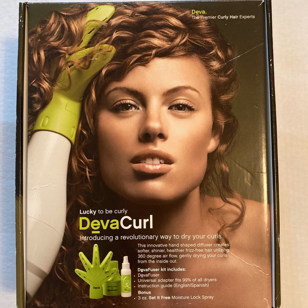Devacurl Diffuser with blowdryer attachment